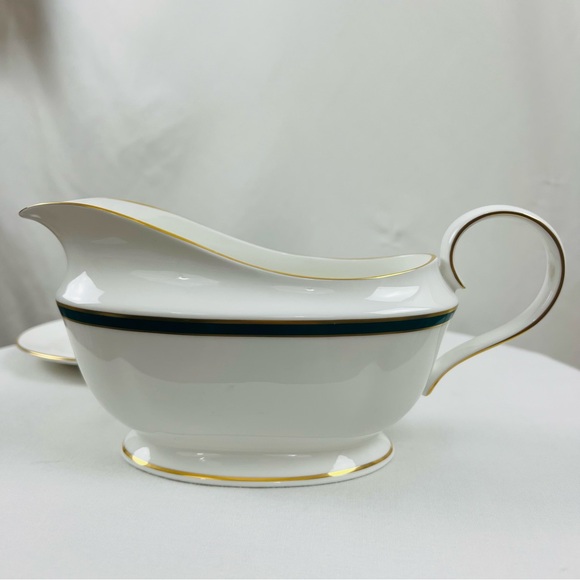 NWT!! Lenox Vintage Margaret Print Gravy Boat and Underplate Green White - Picture 2 of 10